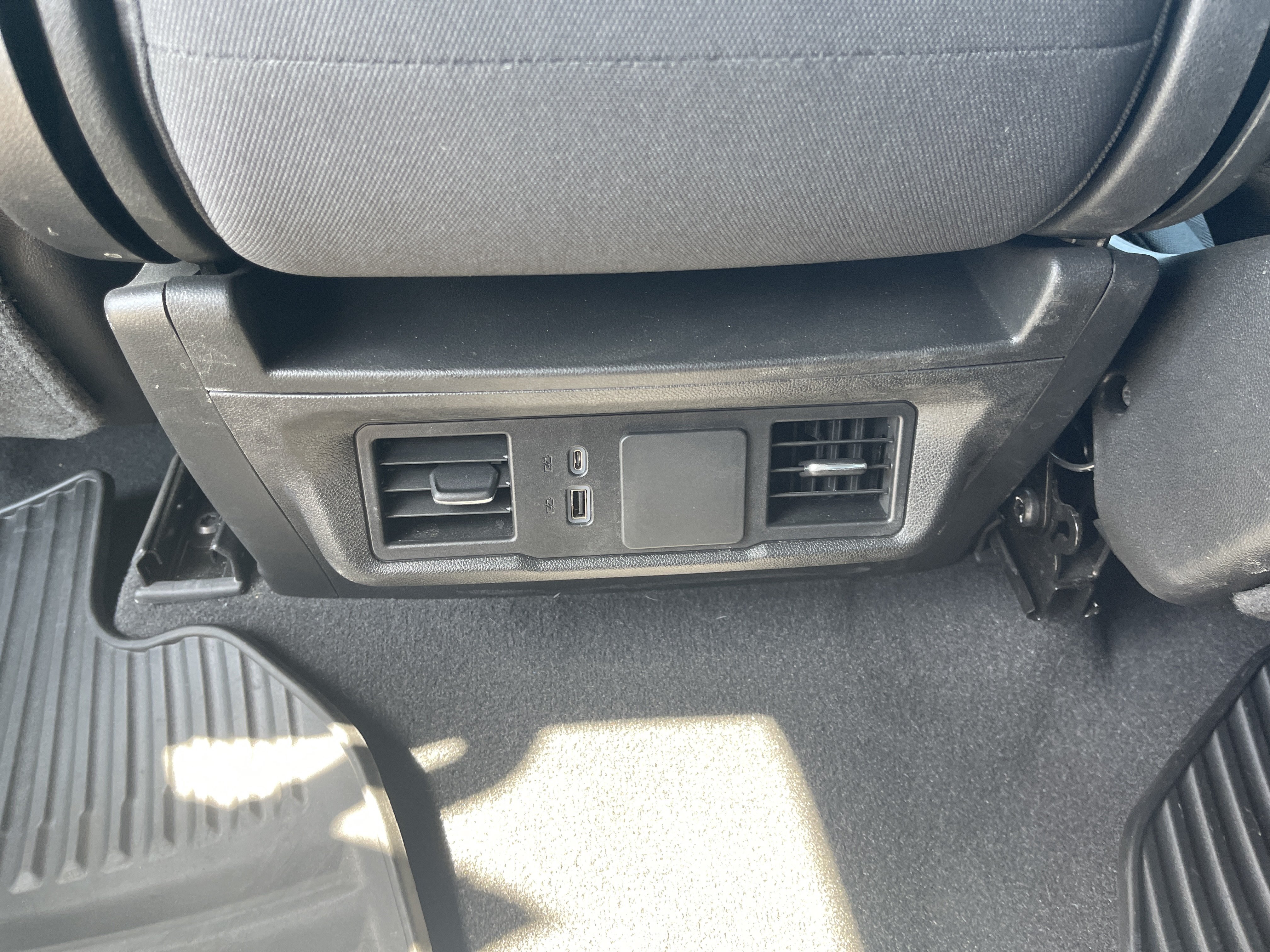 Used 2024 Chevrolet Silverado 1500 Custom RWD image 37