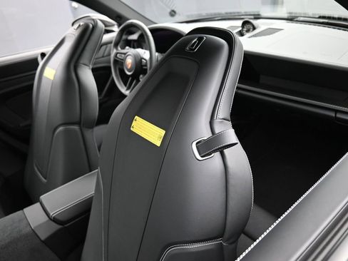 New 2026 Porsche 911 GT3 image 27