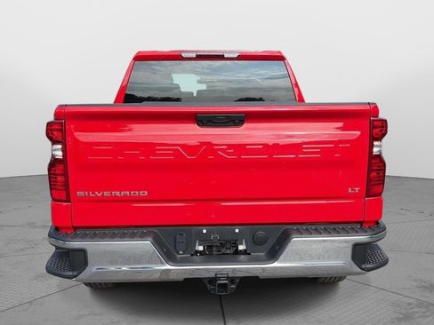 Used 2024 Chevrolet Silverado 1500 LT AWD/4WD image 7