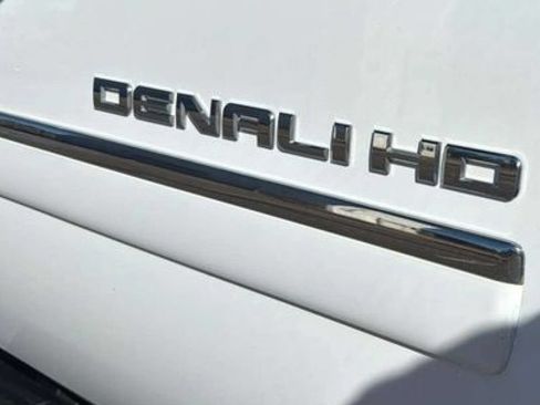 Used 2014 GMC Sierra 3500 Denali AWD/4WD image 17