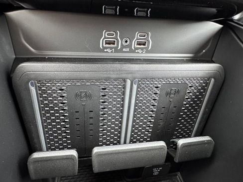 New 2026 RAM 2500 Laramie AWD/4WD image 36