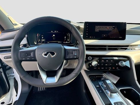 Certified 2026 INFINITI QX60 Luxe w/ Cargo Package FWD image 11