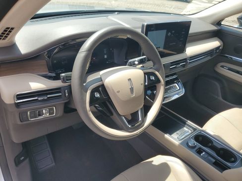Certified 2023 Lincoln Corsair Reserve w/ Equipment Group 201A AWD/4WD image 13