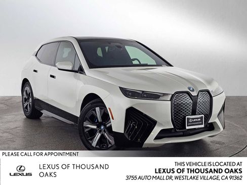 Used 2024 BMW iX xDrive50 w/ Sport Package AWD/4WD image 1