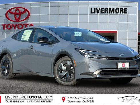 New 2026 Toyota Prius Plug-In Hybrid image 1