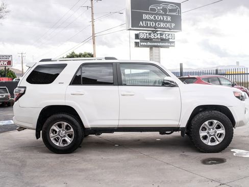 Used 2019 Toyota 4Runner SR5 Premium image 8