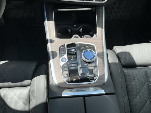 New 2026 BMW X5 xDrive50e w/ Executive Package AWD/4WD image 14