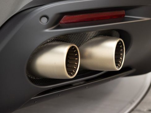 Certified 2024 Ferrari Roma image 33