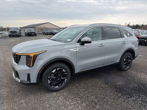 New 2026 Kia Sorento S AWD/4WD image 6