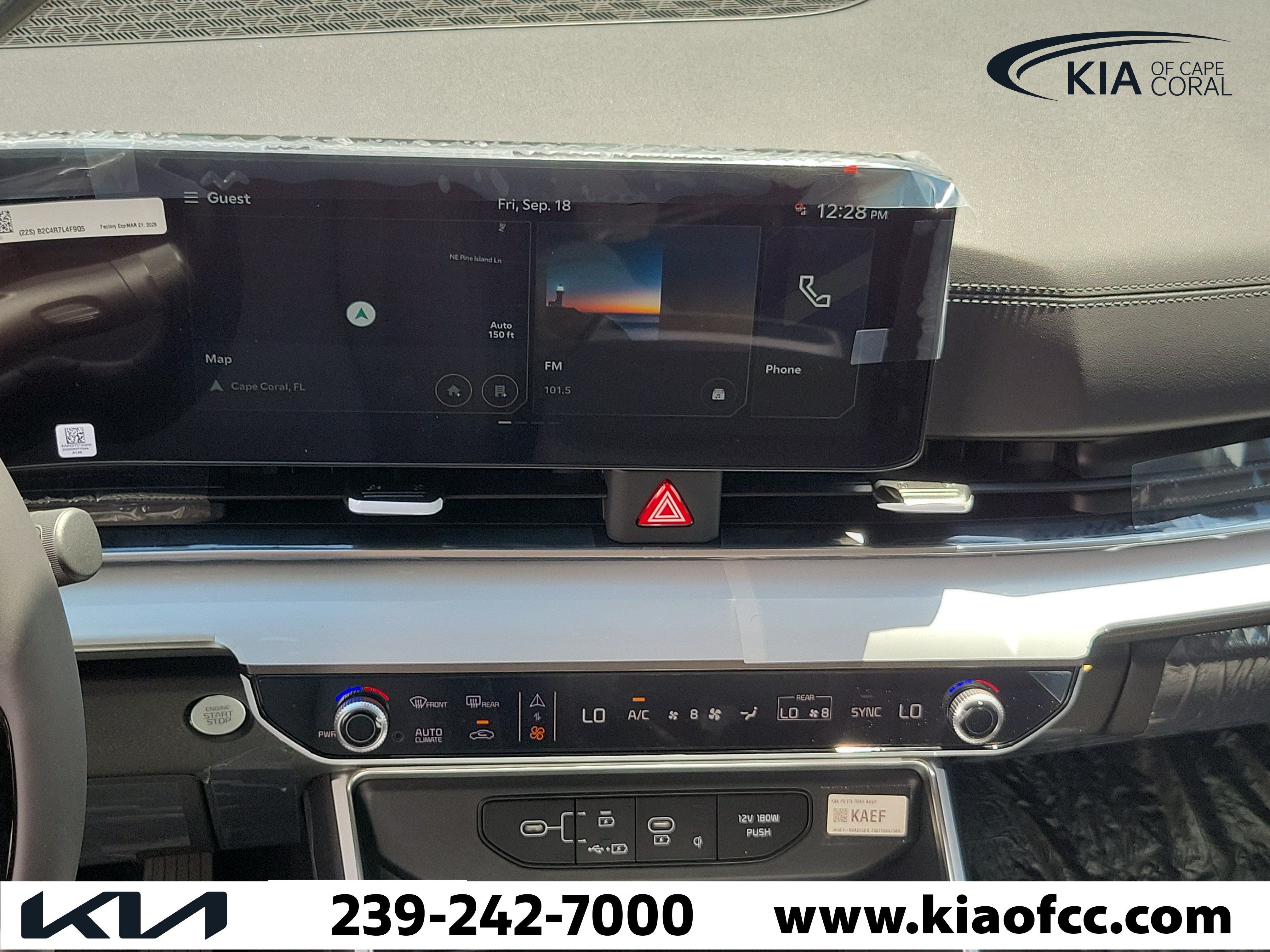 New 2027 Kia Carnival EX w/ Dark Edition Package FWD image 22