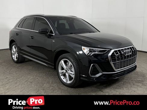 Used 2024 Audi Q3 2.0T Premium w/ Convenience Package AWD/4WD image 1