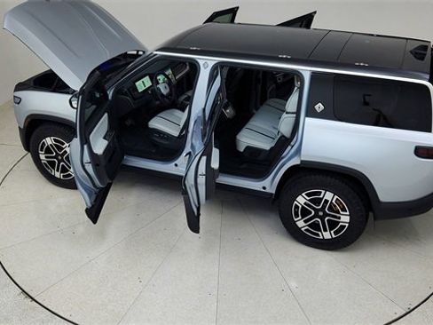 Used 2023 Rivian R1S Launch Edition image 86