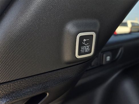 New 2025 Jeep Grand Cherokee Limited w/ Luxury Tech Group II image 11