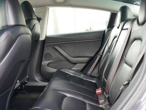 Used 2023 Tesla Model 3 Standard Range RWD image 17