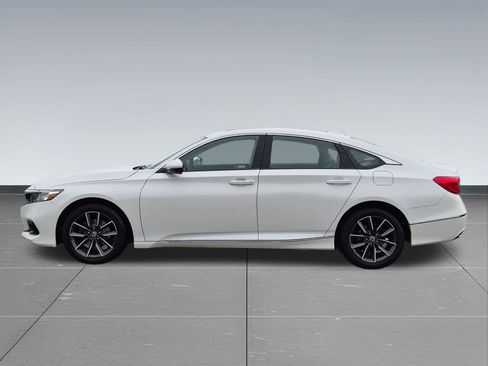 Certified 2021 Honda Accord EX-L image 3