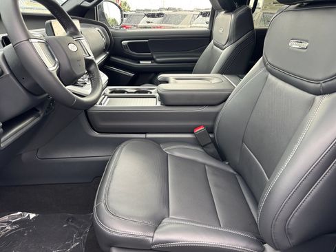 New 2027 Ford Expedition Max Platinum w/ Stealth Appearance Package AWD/4WD image 12