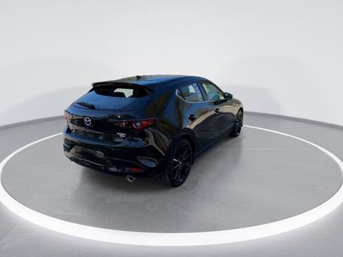 New 2026 MAZDA MAZDA3 Hatchback w/Premium Plus Pkg image 7