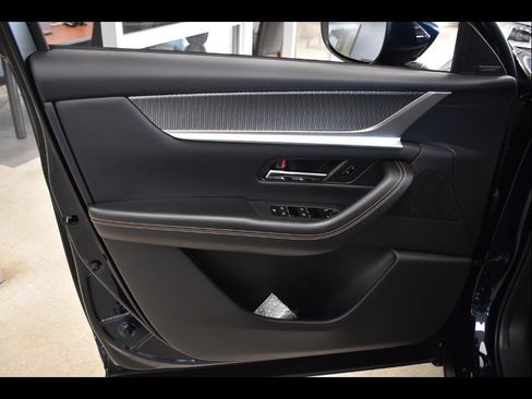 Certified 2024 MAZDA CX-90 Plug-In Hybrid w/ Premium Pkg image 21