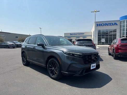 Used 2025 Honda CR-V Sport image 1