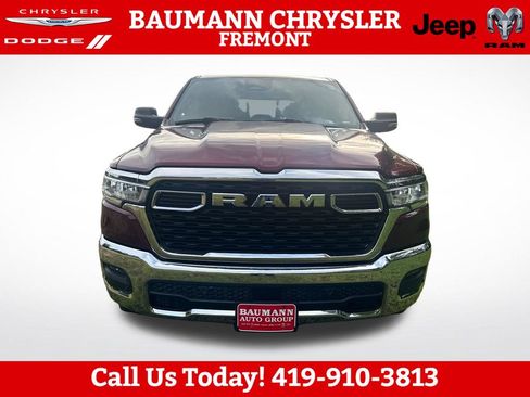 Used 2025 RAM 1500 Big Horn AWD/4WD image 8