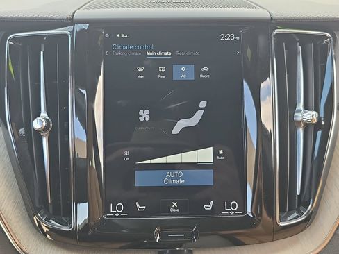 Used 2020 Volvo XC60 T5 Inscription FWD image 27