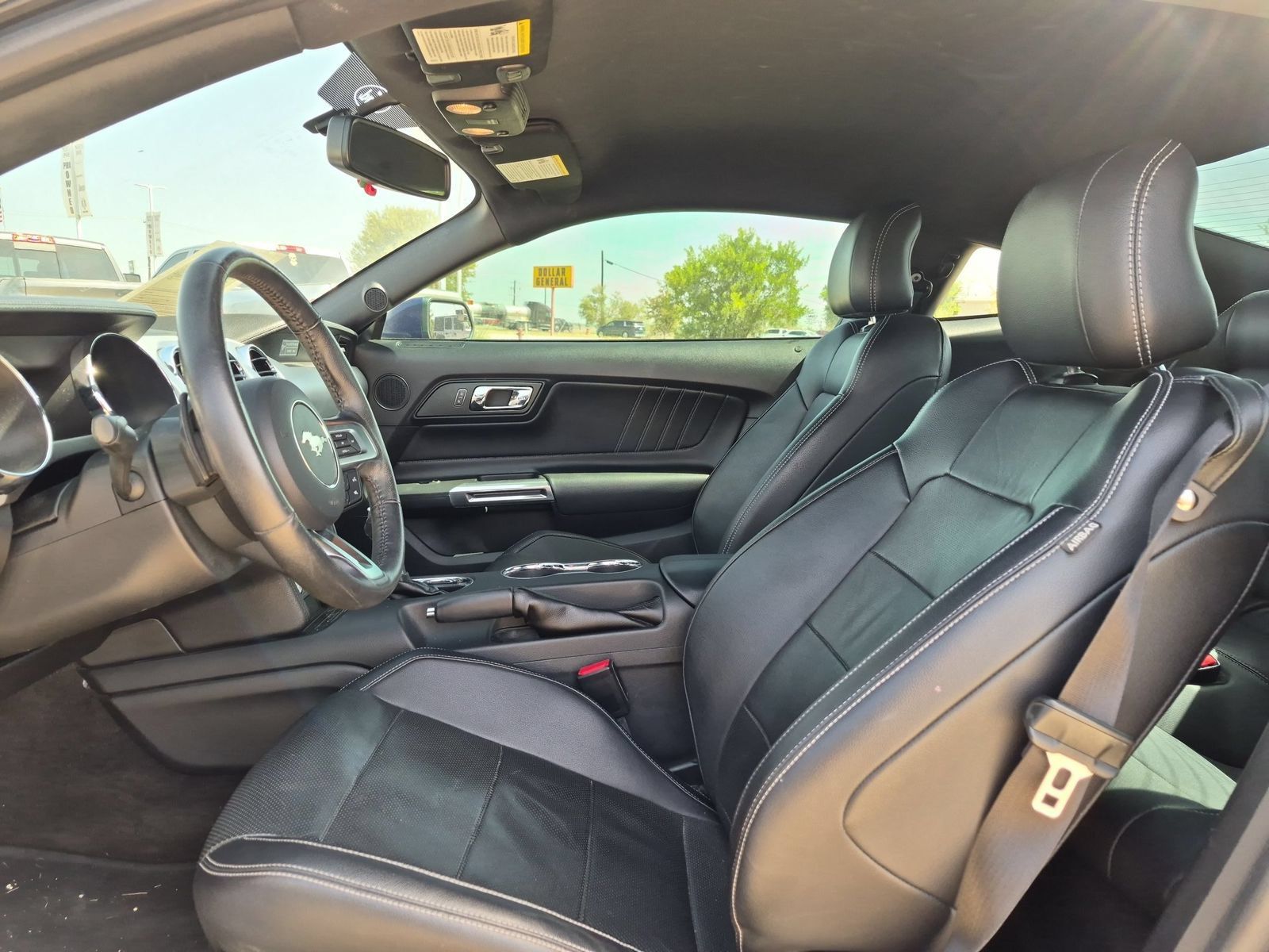 Used 2015 Ford Mustang GT Premium RWD image 9