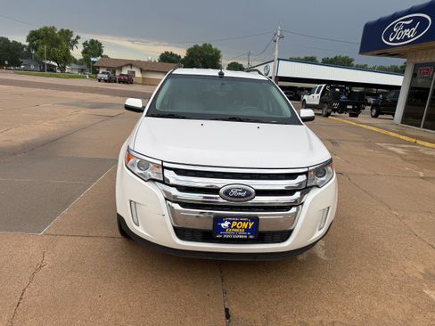 Used 2014 Ford Edge Limited w/ Driver Entry Package AWD/4WD image 8