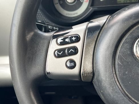 Used 2011 Toyota FJ Cruiser 4WD image 24