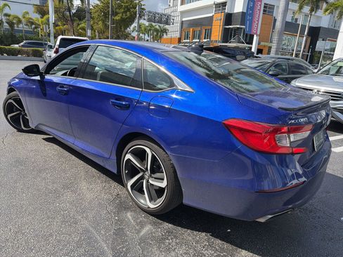 Used 2022 Honda Accord Sport image 3