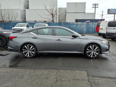 Used 2022 Nissan Altima 2.5 SR image 8