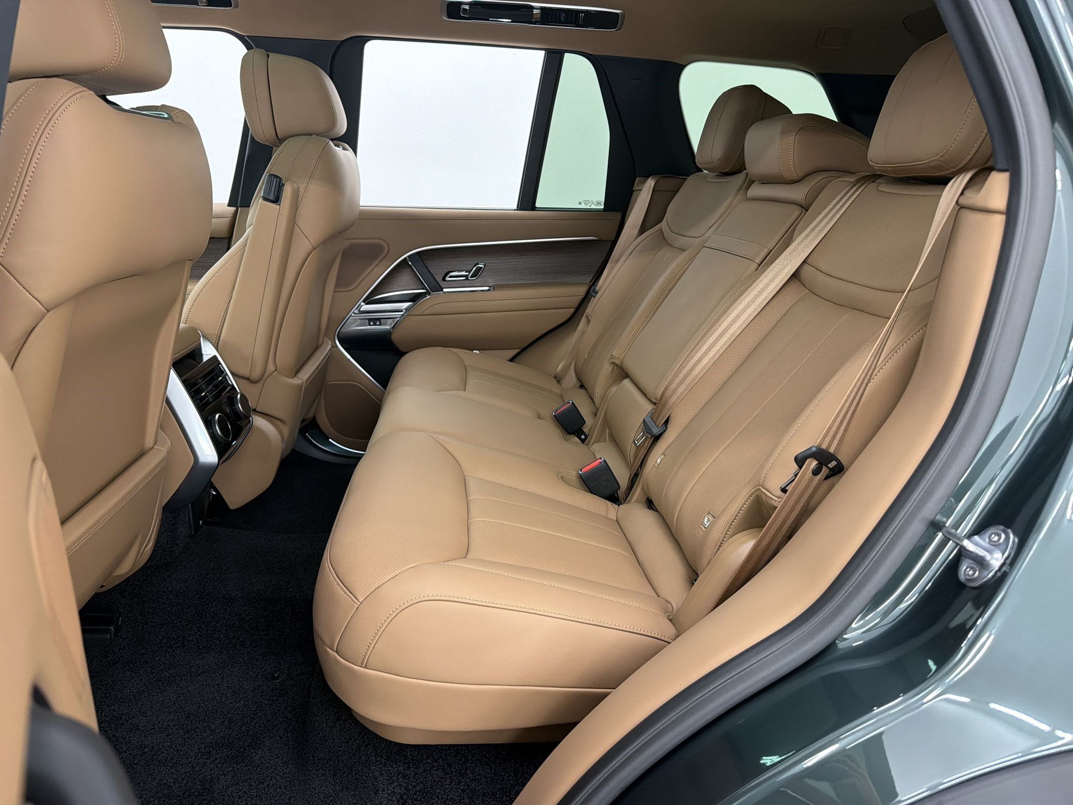 New 2026 Land Rover Range Rover SE AWD/4WD image 28