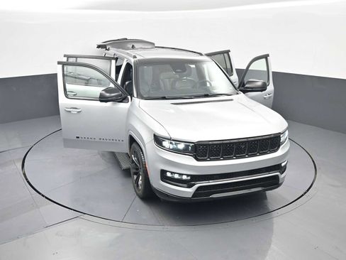 Used 2024 Jeep Grand Wagoneer L Series II w/ Quick Order Packagew 28T image 54