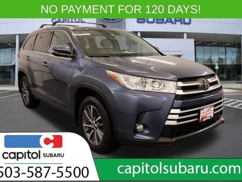 Used 2018 Toyota Highlander XLE image 1