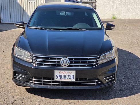 Used 2017 Volkswagen Passat 1.8T R-Line FWD image 7