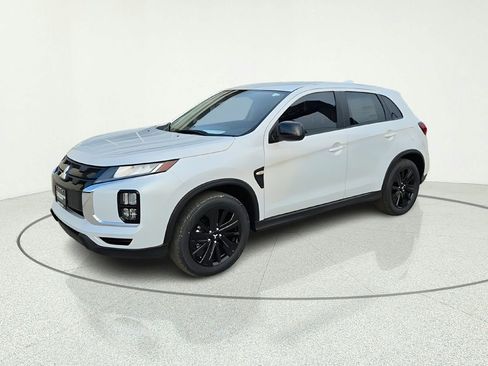 New 2026 Mitsubishi Outlander Sport LE AWD/4WD image 2