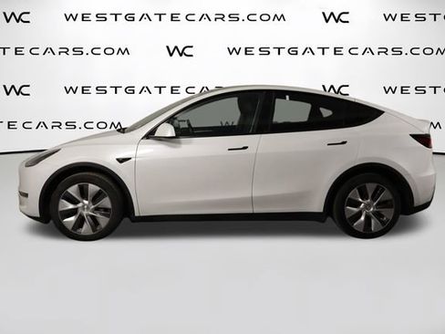 Used 2023 Tesla Model Y Long Range AWD/4WD image 42