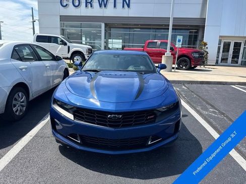 Used 2021 Chevrolet Camaro LT w/ RS Package RWD image 2