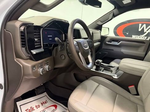 New 2026 GMC Sierra 1500 SLT w/ SLT Premium Plus Package image 12