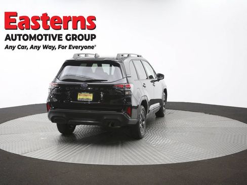 Used 2025 Subaru Forester Premium AWD/4WD image 41