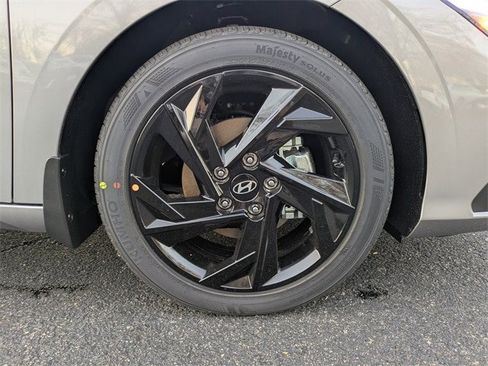 New 2026 Hyundai Elantra Sport image 11