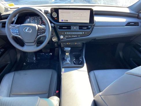 Certified 2023 Lexus ES 350 w/ Premium Package image 13