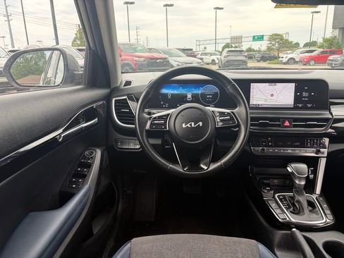 Certified 2024 Kia Seltos S AWD/4WD image 7