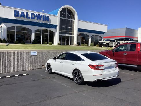 Used 2020 Honda Accord Sport image 5