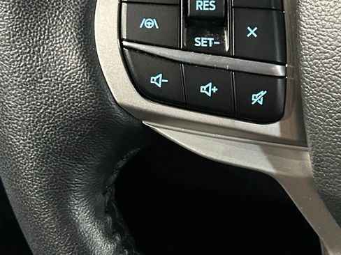 Used 2023 Ford Explorer XLT w/ Equipment Group 202A image 75