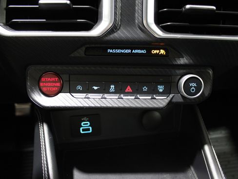 Used 2025 Ford Mustang GT Premium image 21