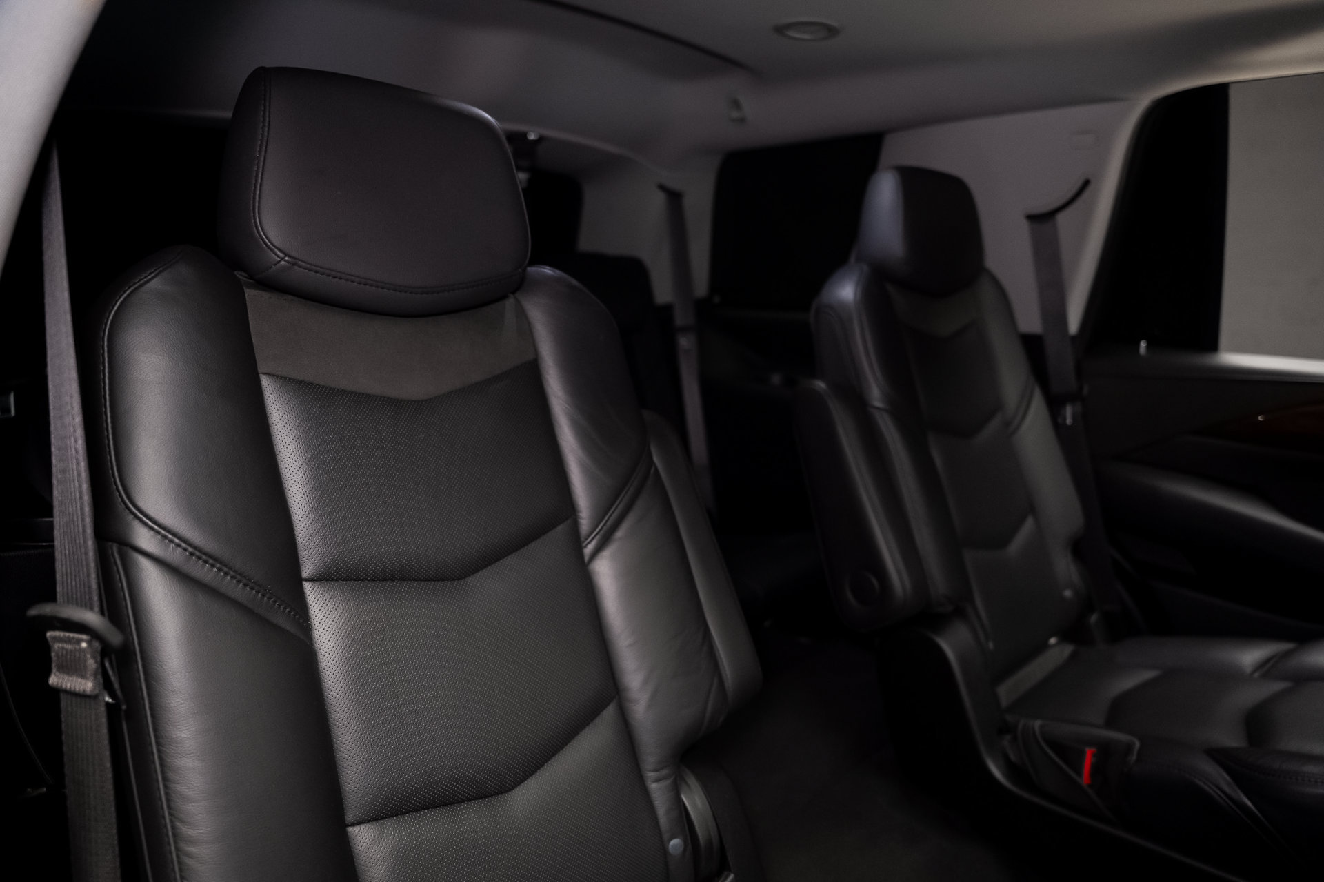 Used 2020 Cadillac Escalade Luxury RWD image 56