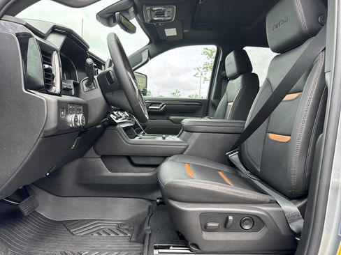 New 2026 GMC Sierra 2500 AT4 w/ AT4 Premium Plus Package AWD/4WD image 16