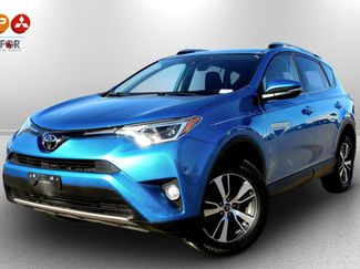 Used 2017 Toyota RAV4 XLE video 1