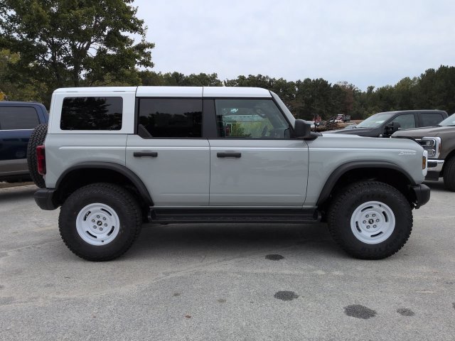 New 2026 Ford Bronco Heritage Edition AWD/4WD image 3