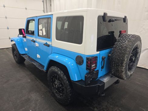 Used 2017 Jeep Wrangler Unlimited Sahara w/ Quick Order Package 24E Chief AWD/4WD image 4